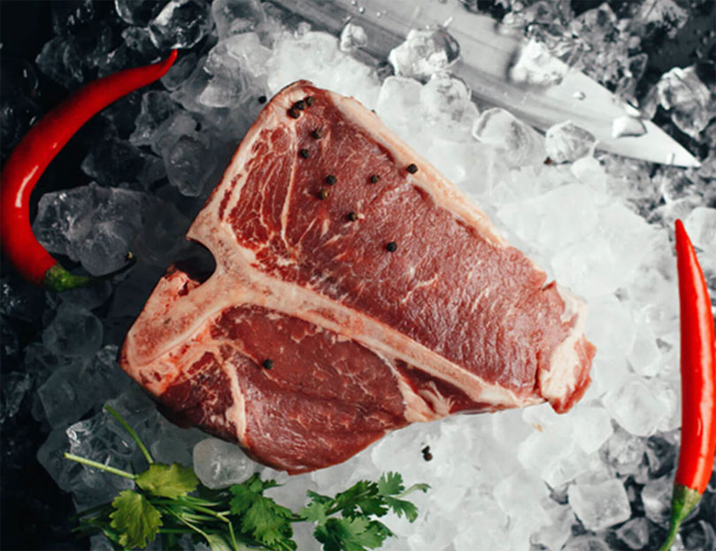 T-Bone Steak on Ice with Chili’s T-Bone Steak on Ice with Chili's
